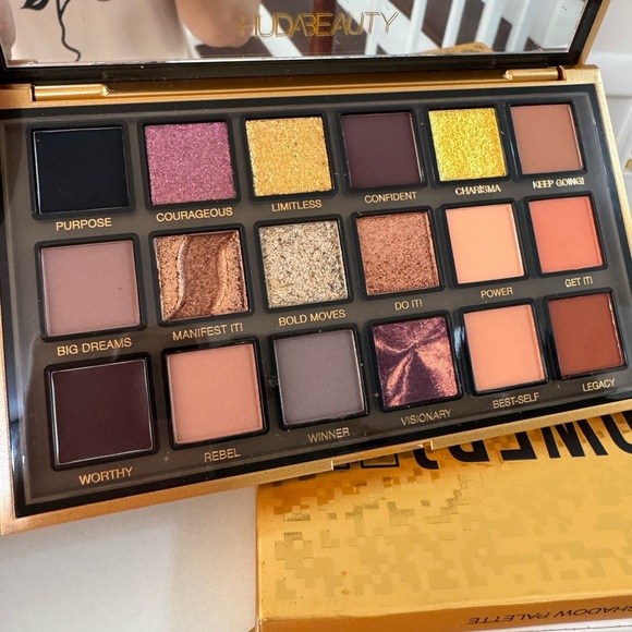 HUDA BEAUTY Empowered Eyeshadow Palette - Gold, Purple, Brown - Picture 3 of 8